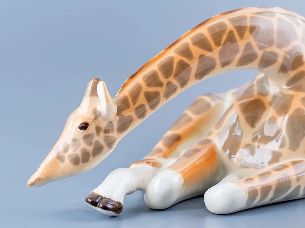 Скульптура Жираф с опущенной головой арт. 82.00983.00.1