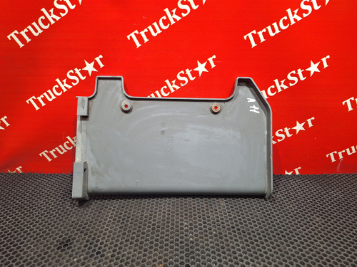 Накладка бампера правая