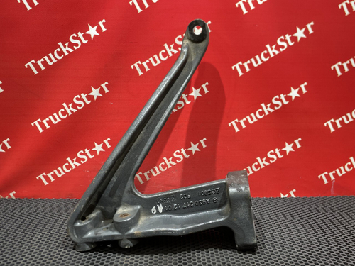 Кронштейн кабины левый