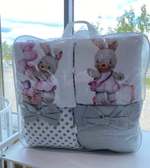 Комплект в кроватку 17 предметов "Зайка и подарки" серый, сатин