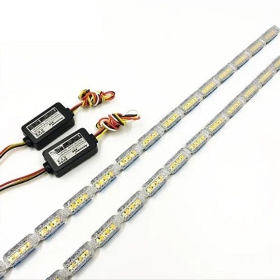 ДХО (Дневные Ходовые Огни) + динамический поворотник от Aozoom для установки в фары и задние фонари.