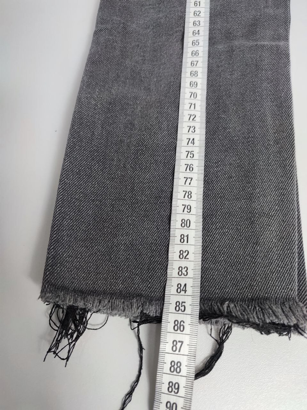 Джинсы Oodji серые 42 размер