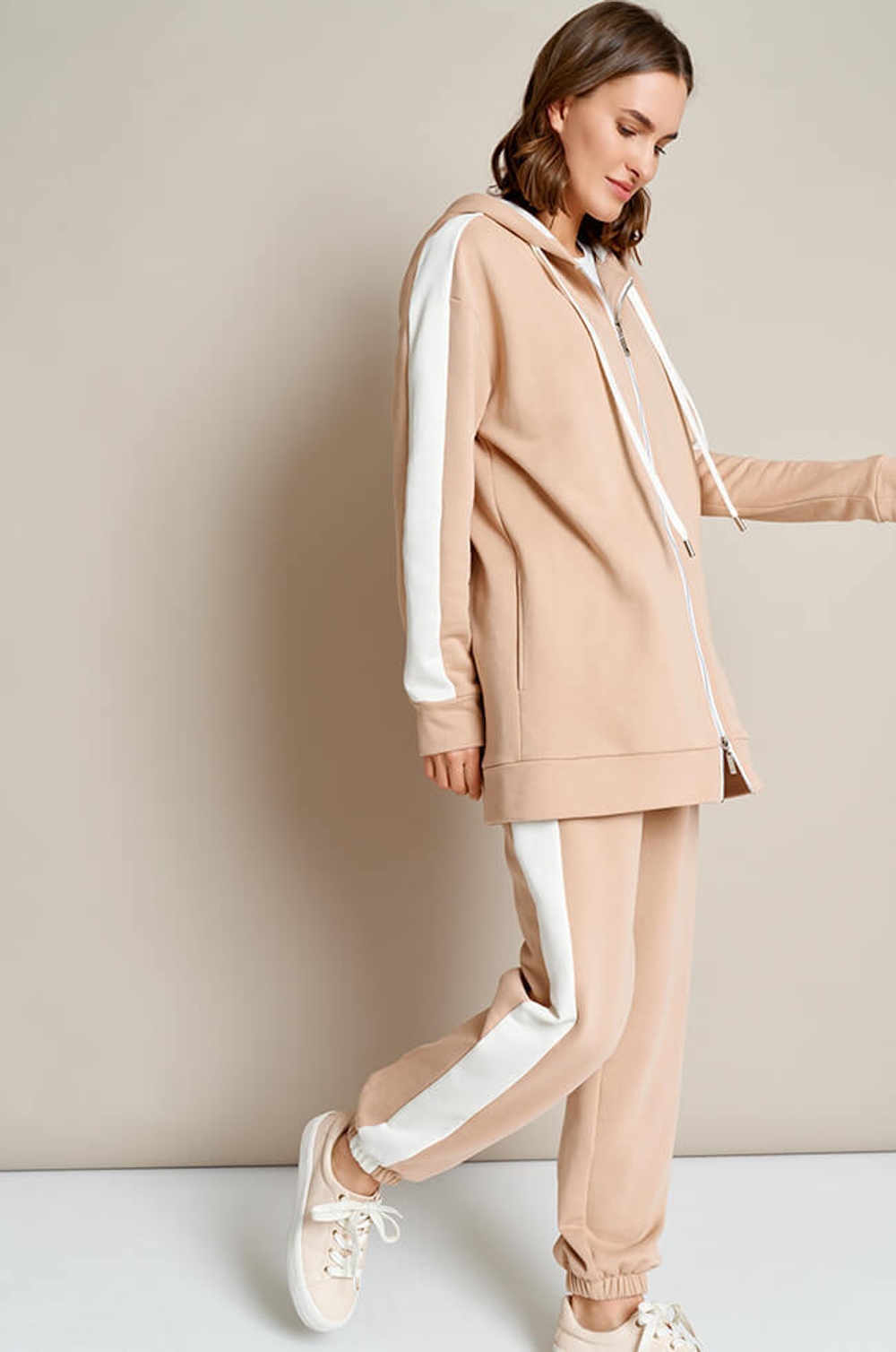 1782 Кардиган женский (миндаль)