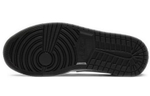 Кроссовки Jordan Air Jordan 1 Mid Se "Lightbulb" (Женская размерная сетка)