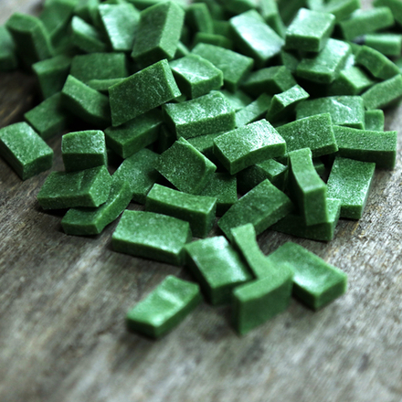 Смальта FF05, колотая 10х17х6 мм, 200 гр