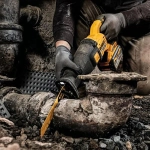 DeWalt DCS389N аккумуляторная бесщеточная сабельная пила (без АКБ и ЗУ)