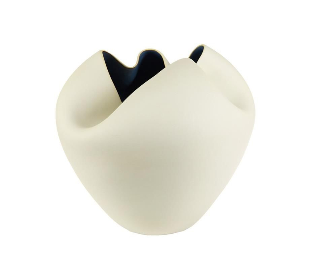 Элитная ваза декоративная Ductile низкая от S. Bernardo