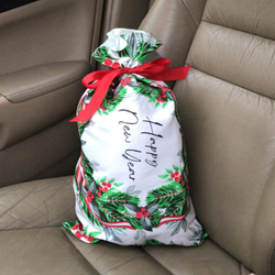 Скатерть на стол новогодняя (50*50см)-салфетка-дорожка "Еловая гирлянда" LAV ANNA LUKOSHINA