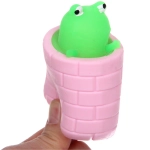 Игрушка «Лягушка в колодце», 6,5*6 см, микс СТИКЕР НА ВЛОЖЕНИЕ