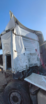 Mercedes-Benz ACTROS 4x2 Седельный тягач 1845 LS (Дизельный, 12,8 л, 449 л.с., АТ)