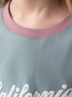 Спортивный костюм для девочки на весну с леггинсами