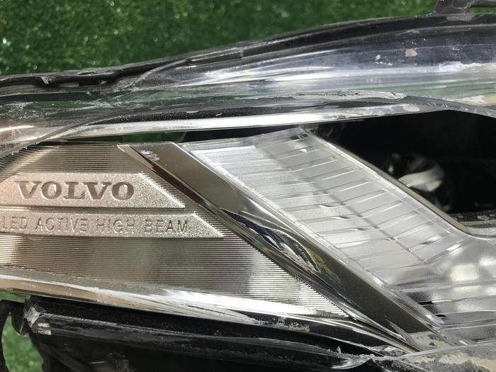 Битая Фара правая Volvo XC90 2 (14-19) Full LED