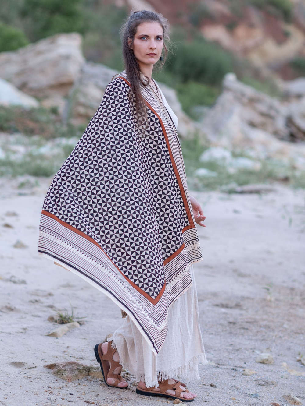 Легкий шарф-платок