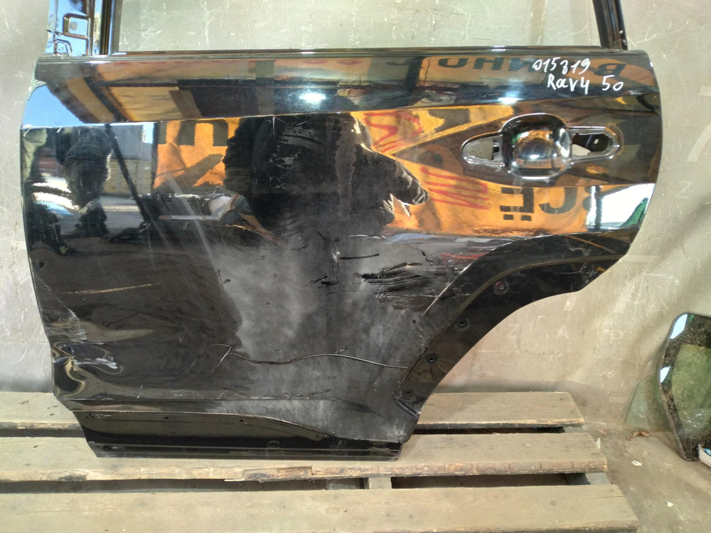 Дверь задняя левая Toyota RAV4 V (XA50) 18-нв Б/У Оригинал 6700442190