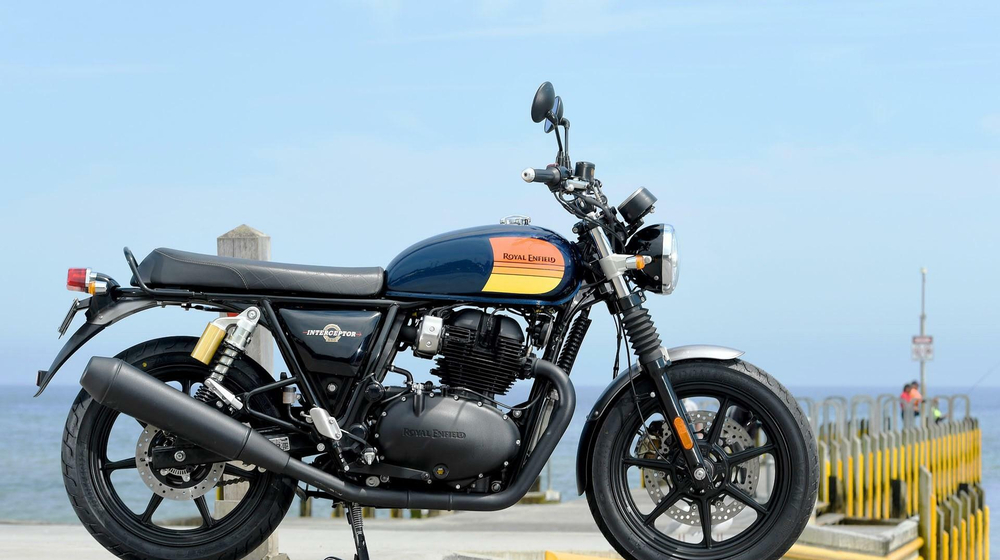 Royal Enfield Interceptor 650 Barcelona Blue Black Alloy 694 000 Royal Enfield