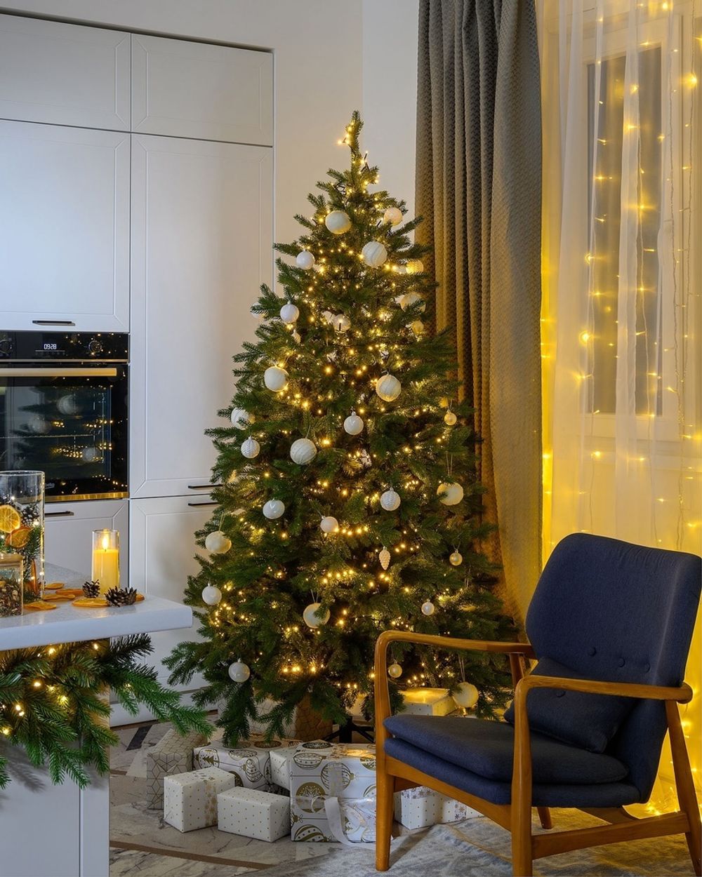 Ель узкая «Графская стройная» (Литая+пвх) от 1,5 м до 2,7 м