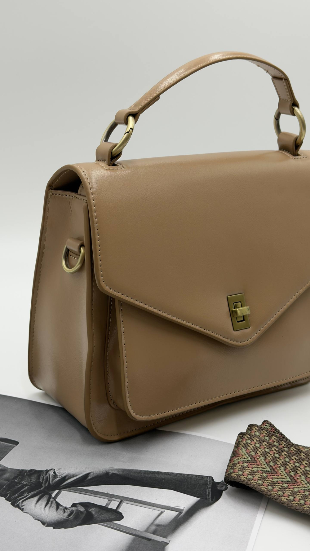 Сумка женская натуральная кожа артикул 066-35 цвет "бежевый"