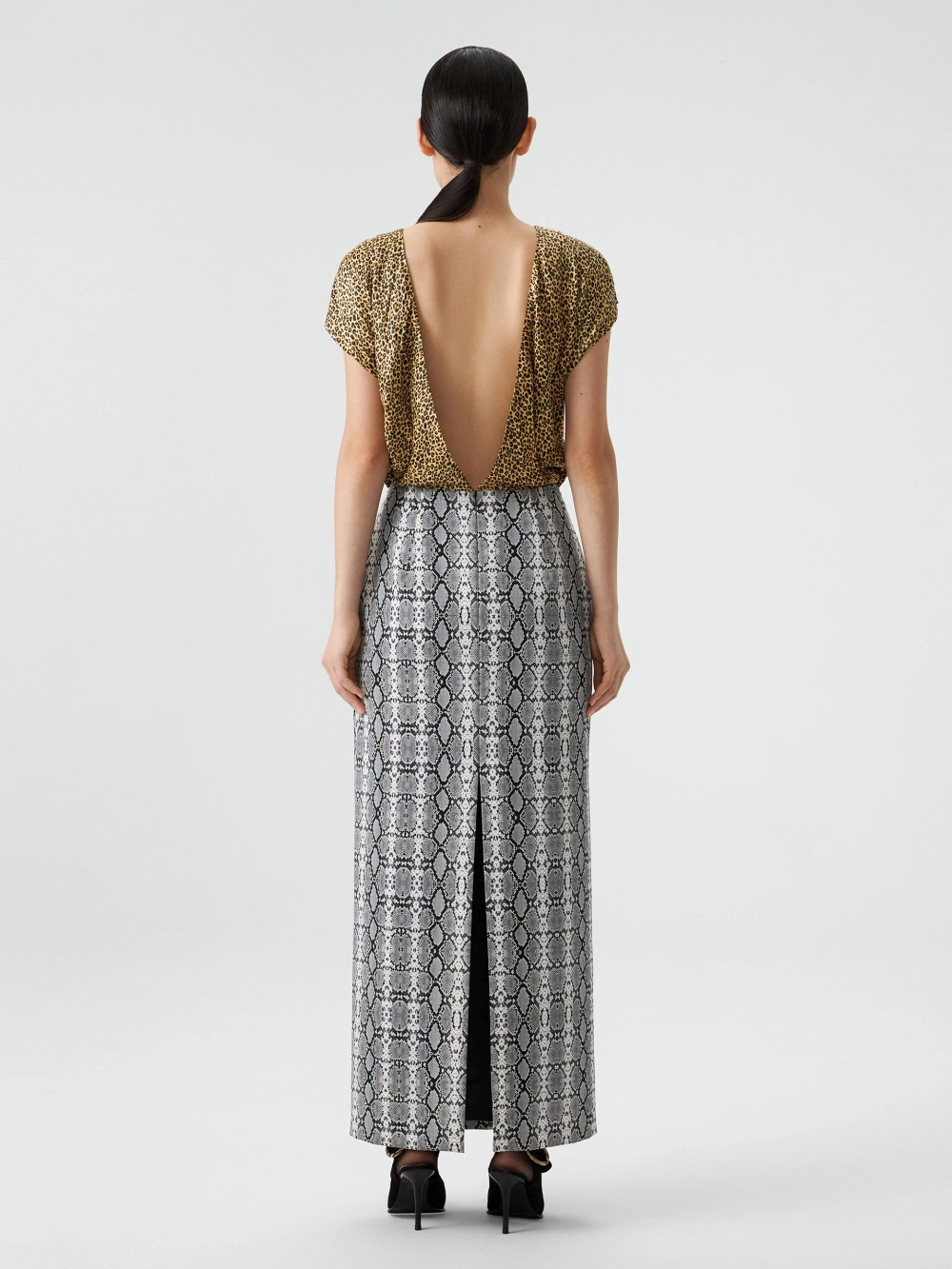 Вечернее платье принтованное с открытой спиной OLA OLA