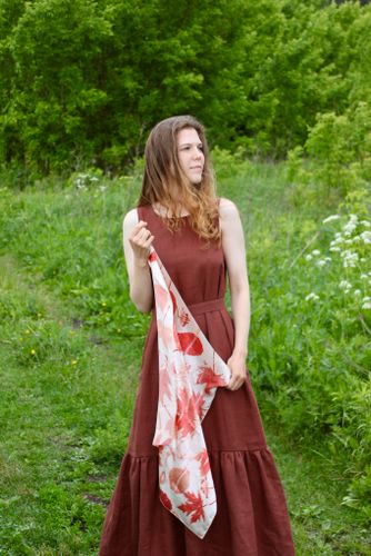 Платье-сарафан без рукавов макси, коричневый