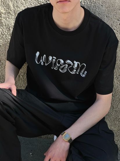 Футболка UNIFORM Liquid chrome чёрный