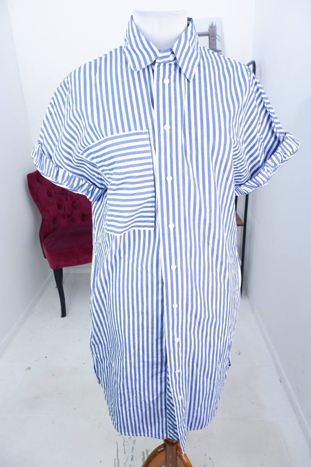 Платье Ostin рубашечного кроя, маркировка S, визуально на 44 размер