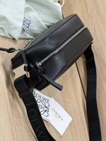 Сумка-слинг Loewe