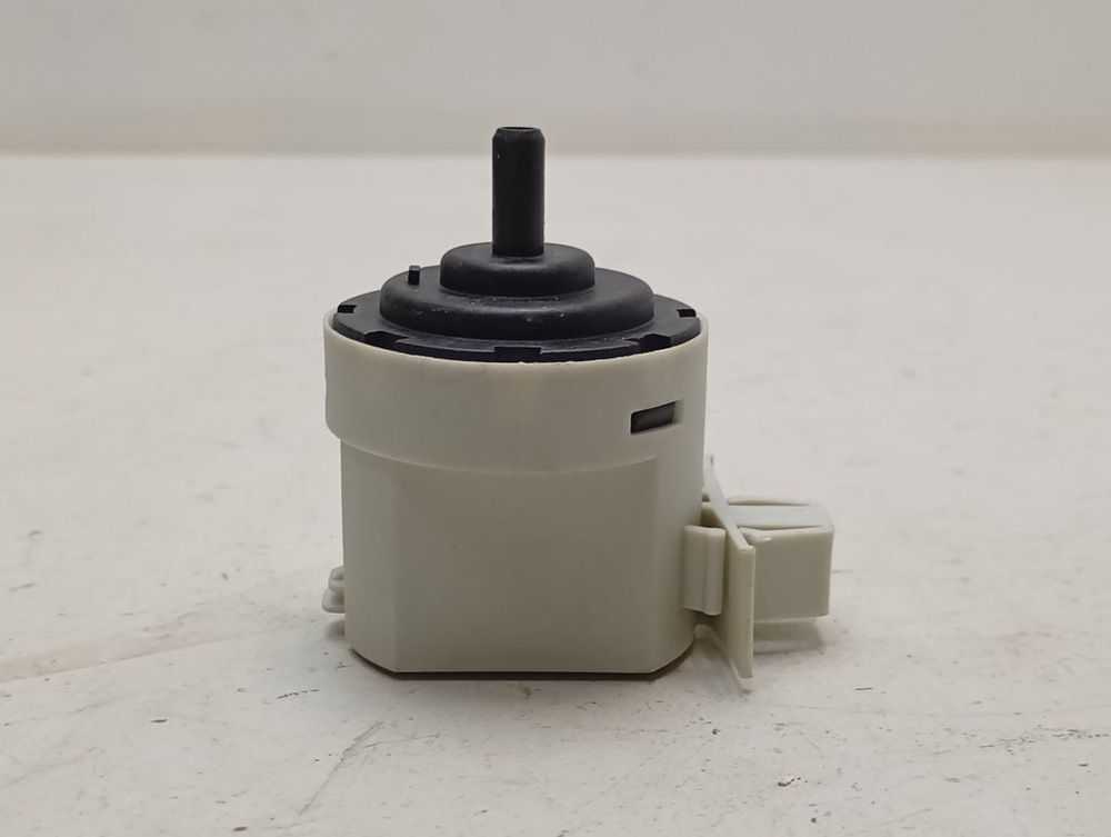 CS41061DB1/2-07 кт53 Датчик уровня воды для стиральной машины Candy 41042893 б/у