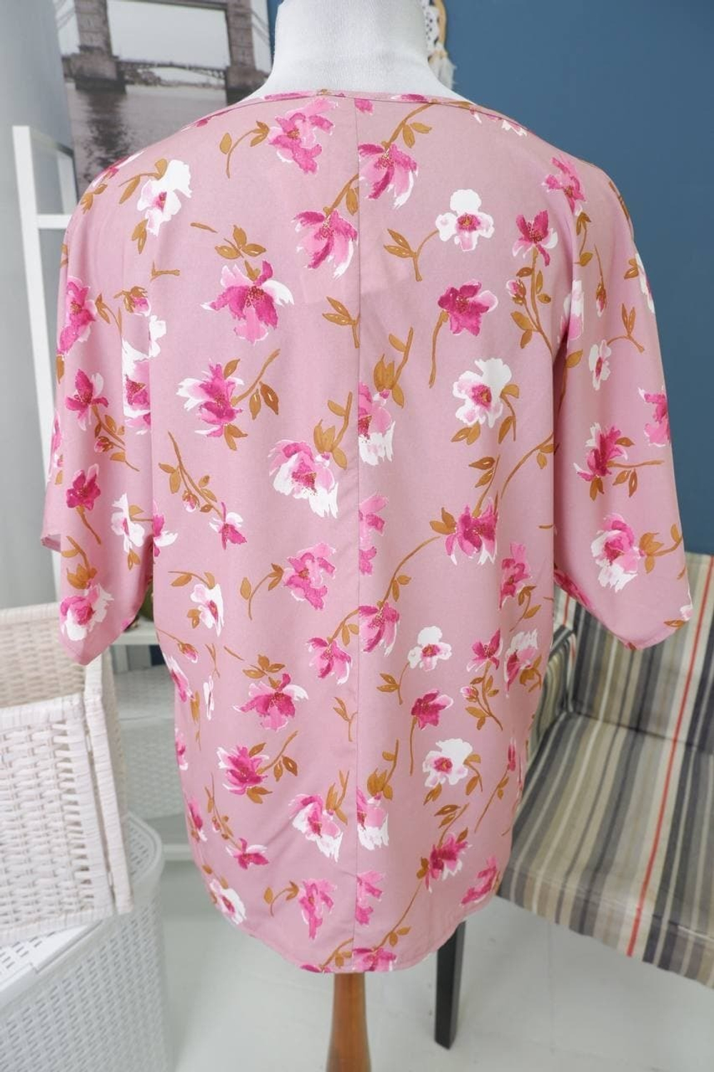 Блуза DENIZA с нежным принтом 46 размер, новая