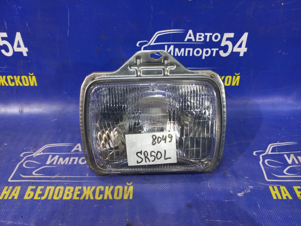 Фара передняя левая TOYOTA LITEACE NOAH 1996-2007