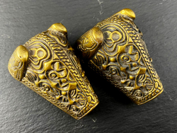 Фибула. Готланд 10-11 в. (медвежьи головы, пара)