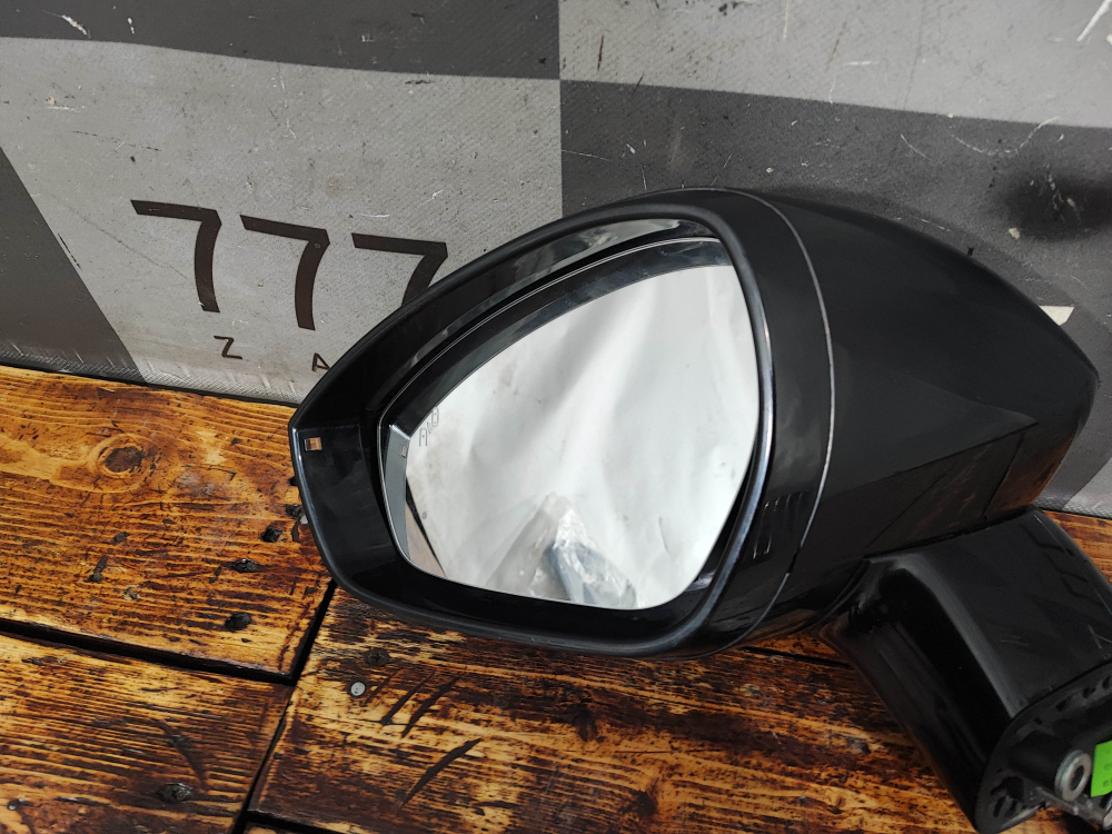 Зеркало левое 12 pin Omoda C5 22-нв Б/У Оригинал 601000430AABCE