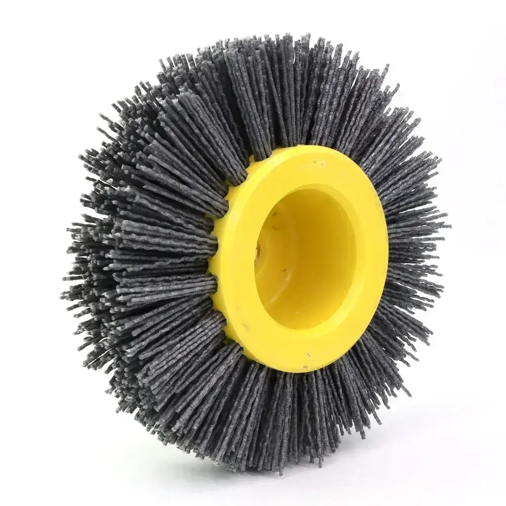 Нейлоновая щетка дисковая Д150 P80 ворс полимер абразив по дереву на УПМ УШМ (болгарка) для браширования и шлифовки ОСБОРН (код 6-012)