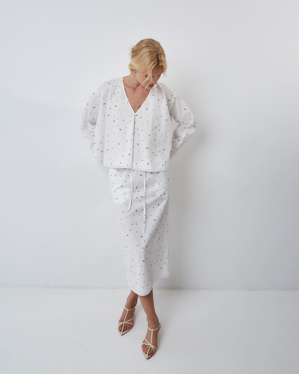 Топ из смесового хлопка малина белый