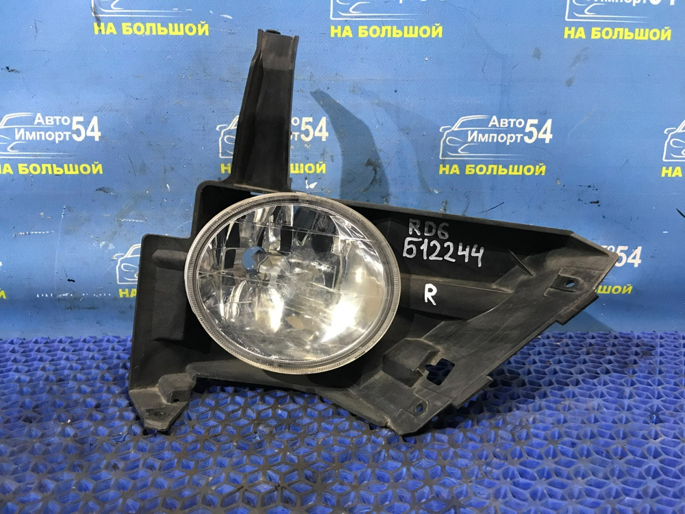 Туманка правая Honda CRV 2004-2006