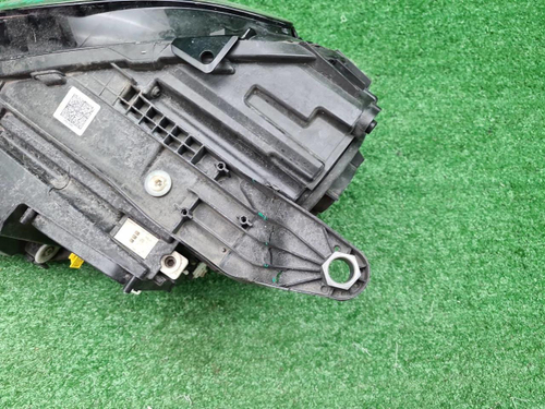 Фара правая Mercedes GLE V167 18-24 Multibeam LED