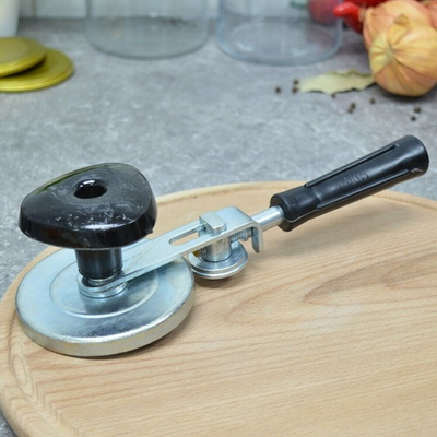 Машинка закаточная для консервирования "Чудо"