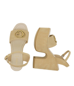 Кожаные босоножки на каблуке clody Guess - бежевый(FLJCLO SUE04)