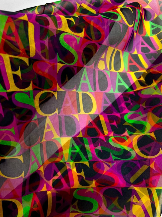 Органза шелк принт буквы зеленый/желтый/фуксия на черном