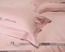 КПБ евро "Магнолия" (с шёлком) под:200х230см, пр:245х250, нав:48х74см (2шт)