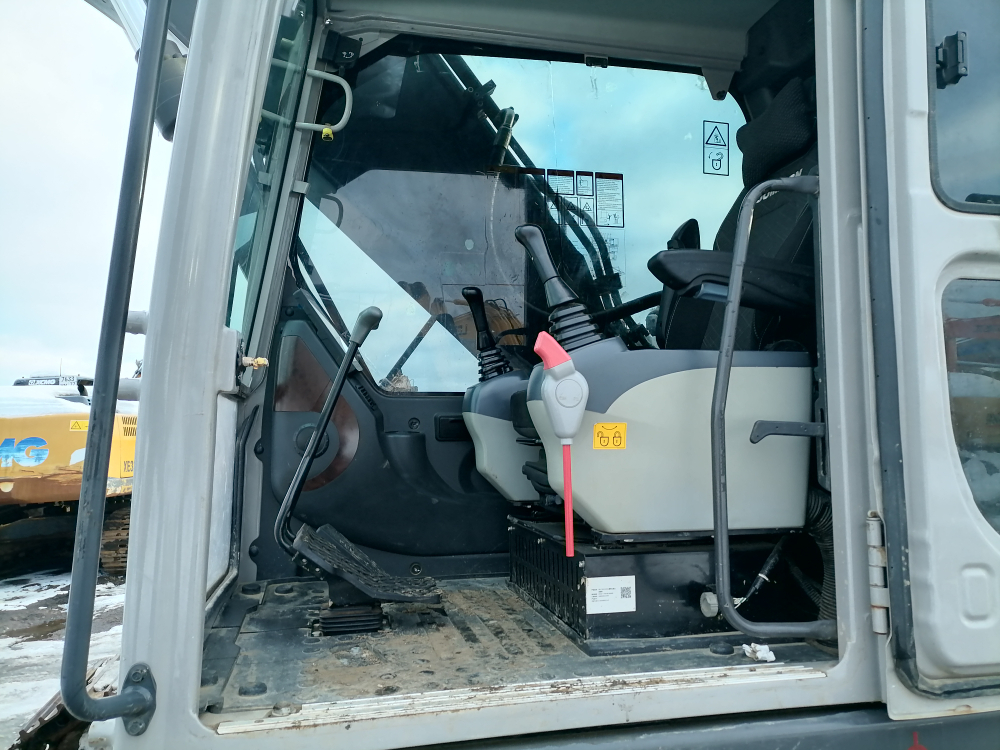 Zoomlion ZE215 Экскаватор ZE215E (Дизельный, 5,9 л, 152 л.с., АТ)