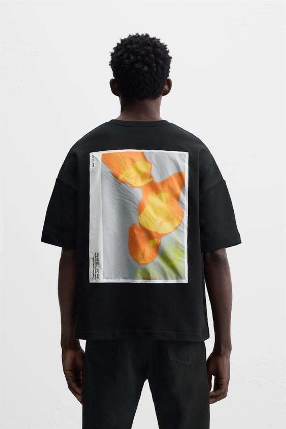 ZARA ТОЛСТОВКА С КОНТРАСТНОЙ НАШИВКОЙ, ЧЕРНЫЙ