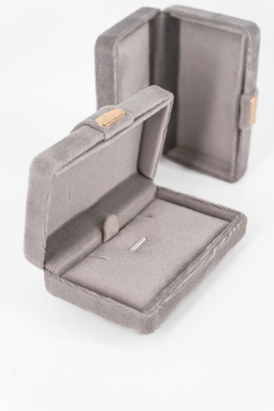 Футляр пластиковый с обтяжкой, серия "КОНСТАНЦИЯ", 85х55х30мм