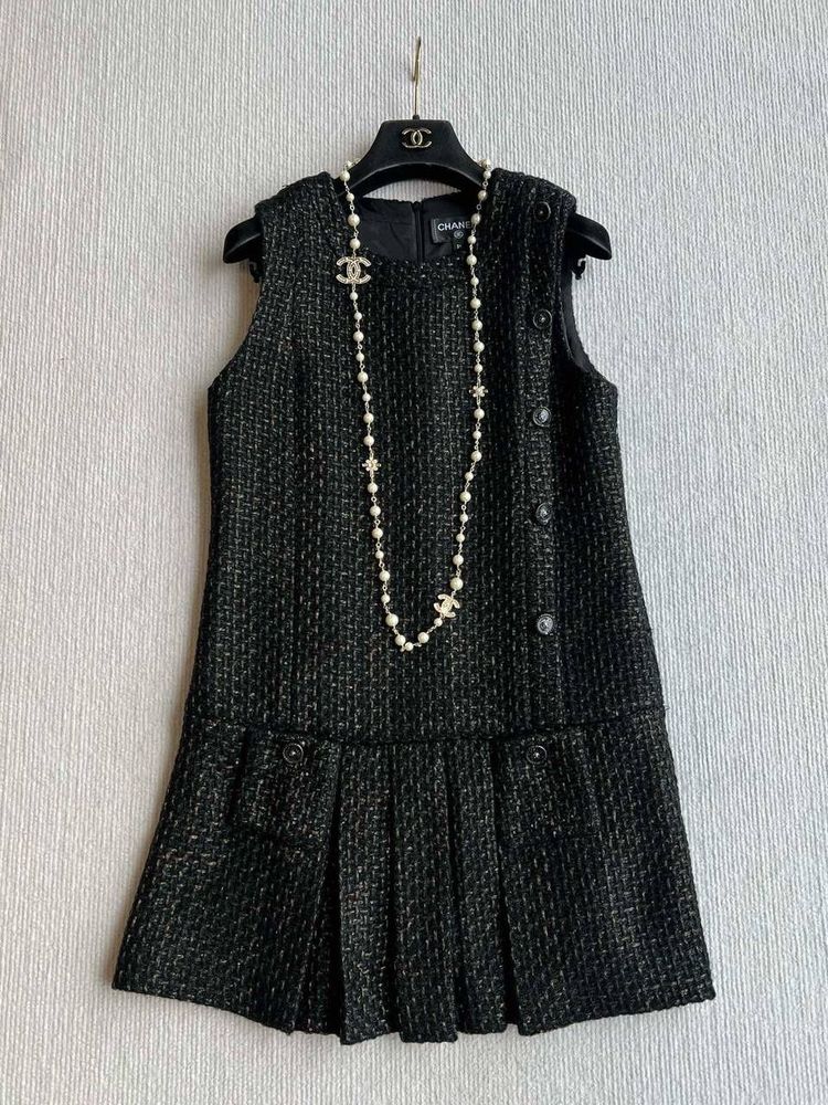 Платье CHANEL