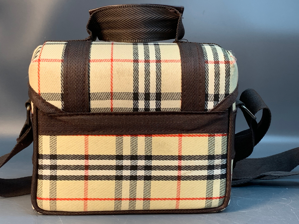 Сумка для фотоаппарата в стиле Burberry