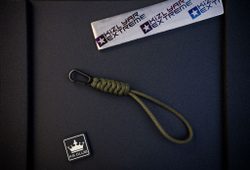 Темляк с карабином