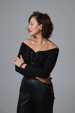 Колье маленькое серебряное сердце на серебряной цепочке с бегунком