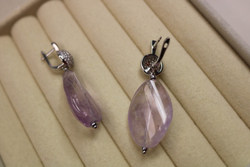 Серьги с крупным аметистом «Лиловый акцент»
