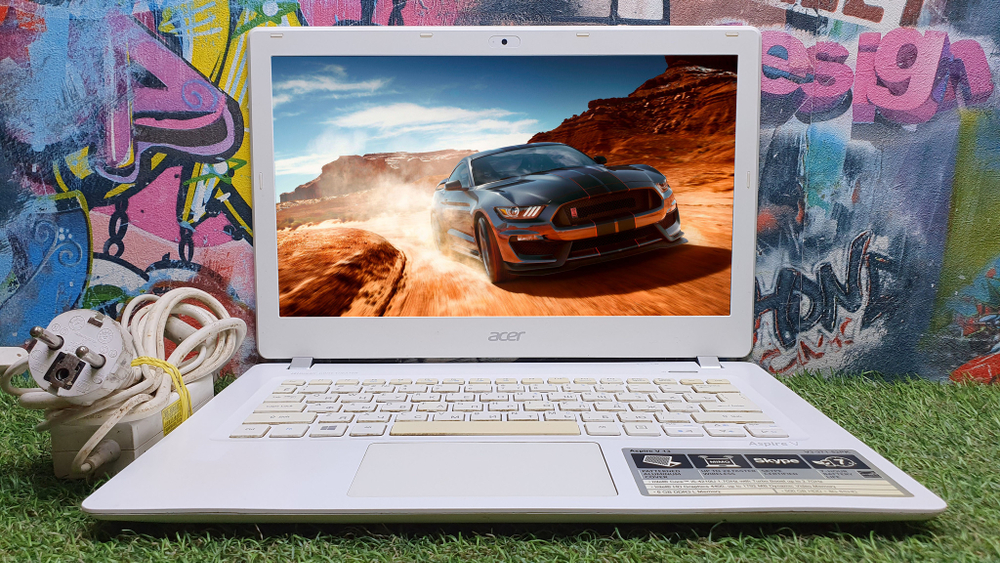 Ультрабук Acer i5/6Gb