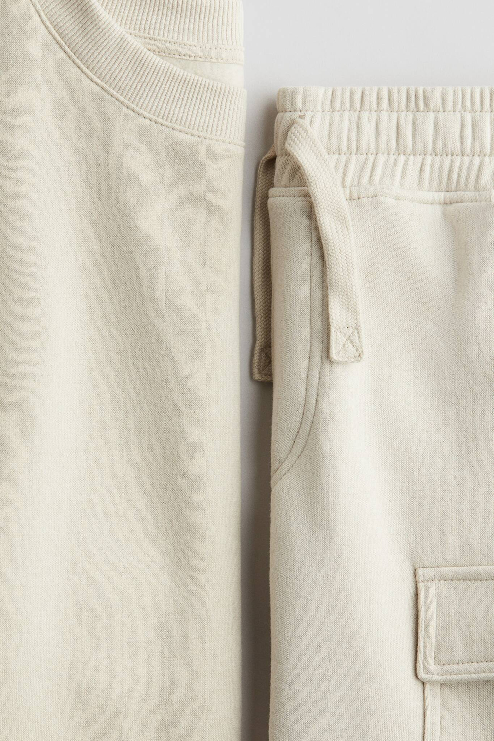 H&M Комплект из толстовки и шорт, бежевый