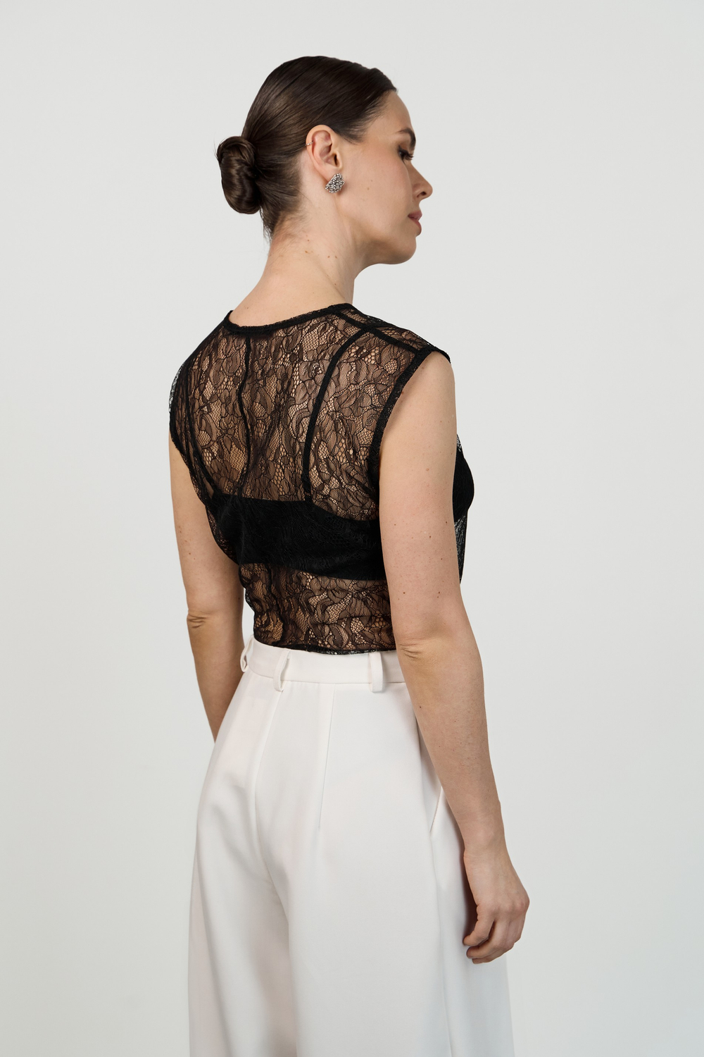 Боди из кружева